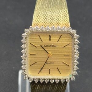 Bulova Accutron Quartz Watch Gold Tone Crystal Bezel Mira-Flex Mesh Band Swiss